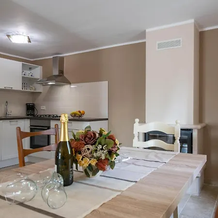 Holiday home In With Kitchen